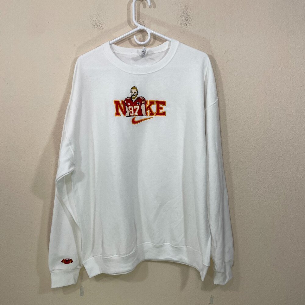 Jerzees Size XL Travis Kelce 87 Kansas City Chiefs Long Sleeve Embroidered White